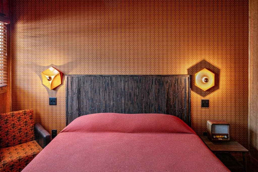 Dive Motel Rooms 25